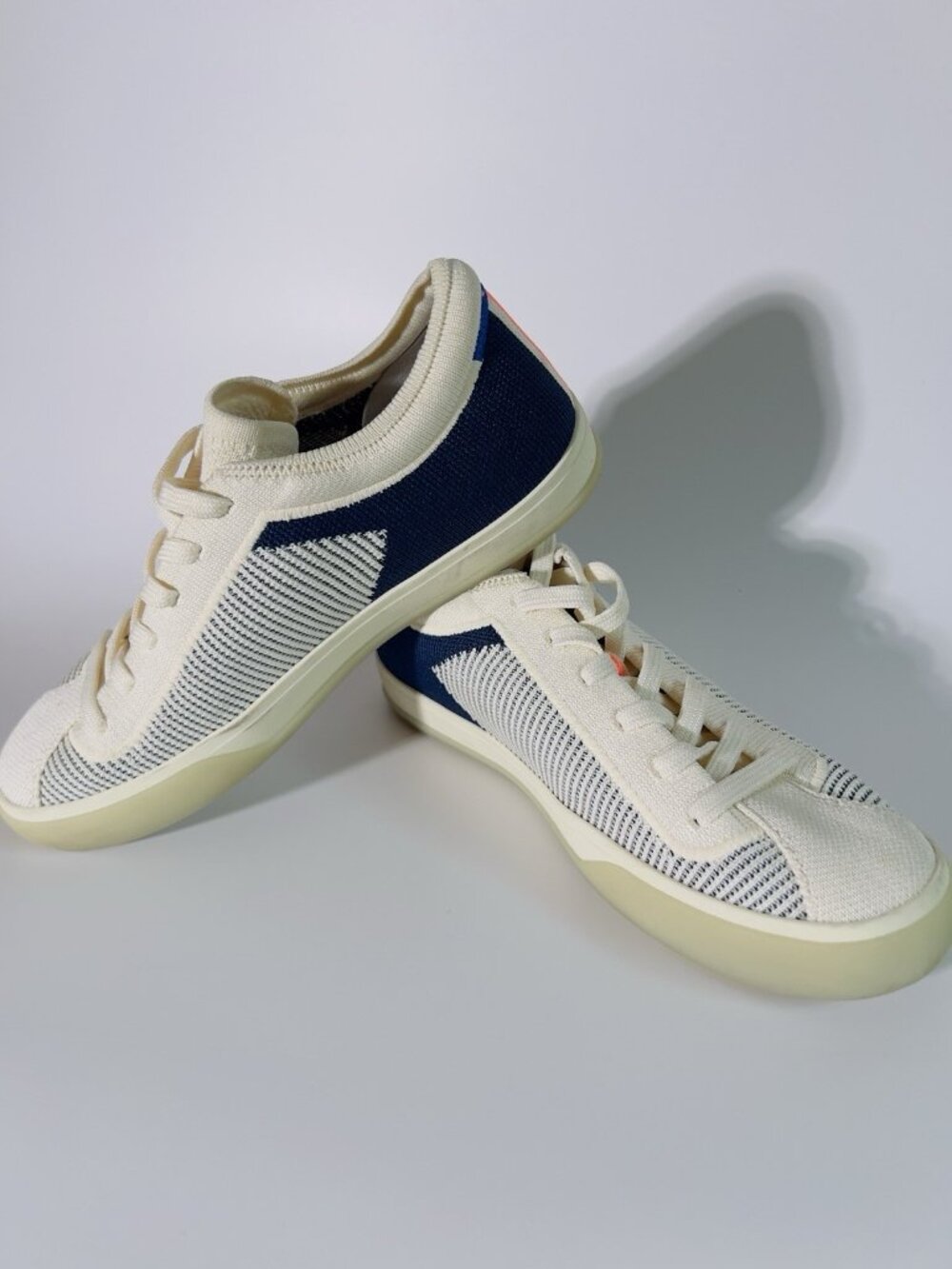 Rothy’s Women’s Knit Lace Up Sneakers Blue White Size 7 Comfort Shoes No Box - Picture 8 of 11